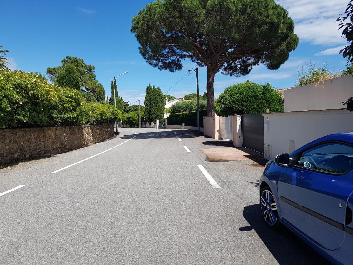 Les Rosieres Sainte Maxime-Golf De Saint Tropez, Climatisee エクステリア 写真